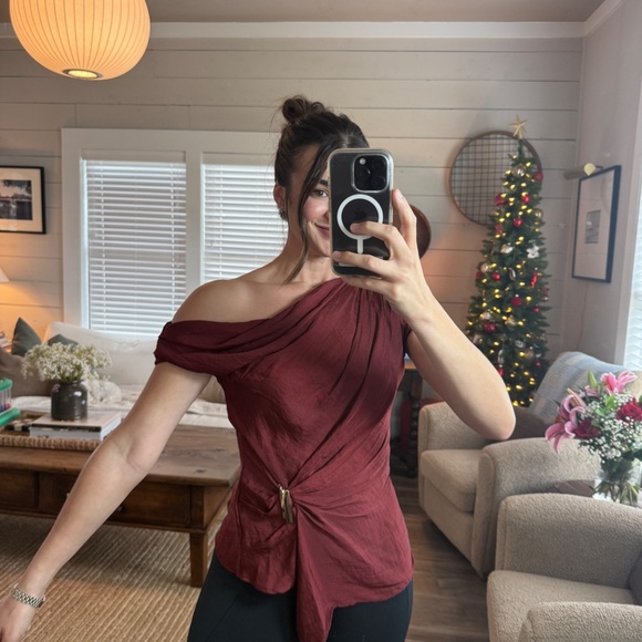 Zara Burgundy Off the Shoulder Dressy Top - Picture 3 of 4